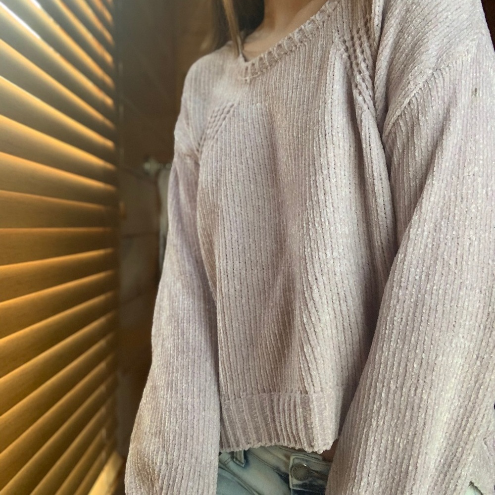Sweater - Picture 2 of 3
